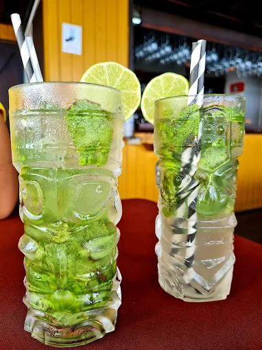 Fresh mojito cocktails